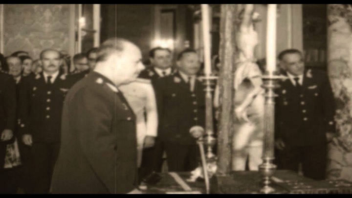 <span>Velasco toma juramento a Francisco Morales Bermúdez</span>