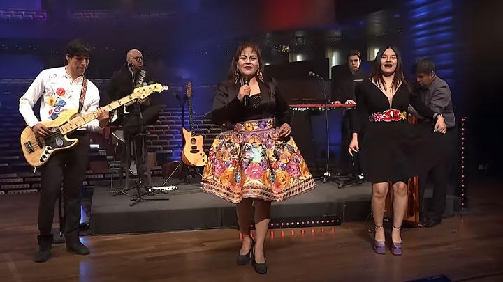 Homenaje a Dina Páucar 