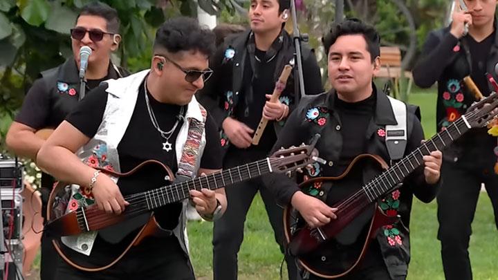 Patriotismo y folclore 